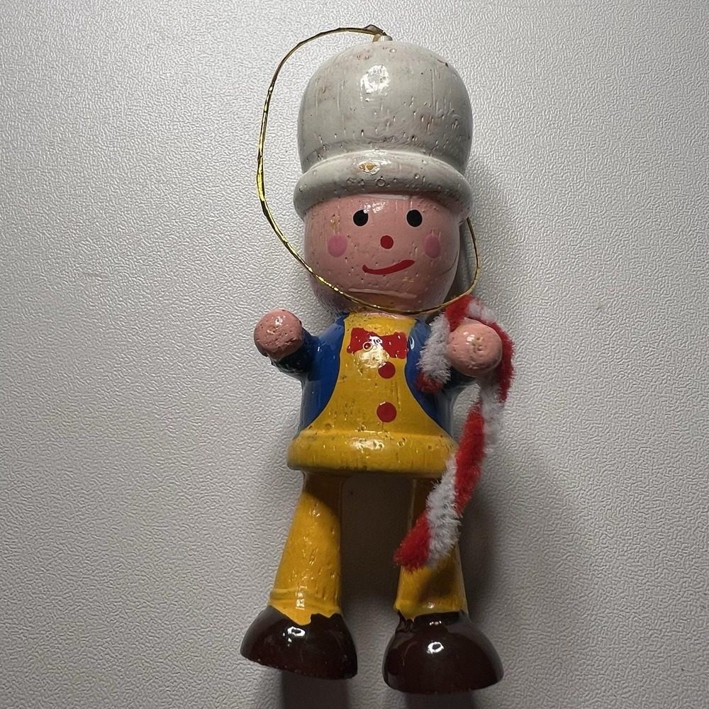 Lil Merry‎ Makers Wooden Ornament